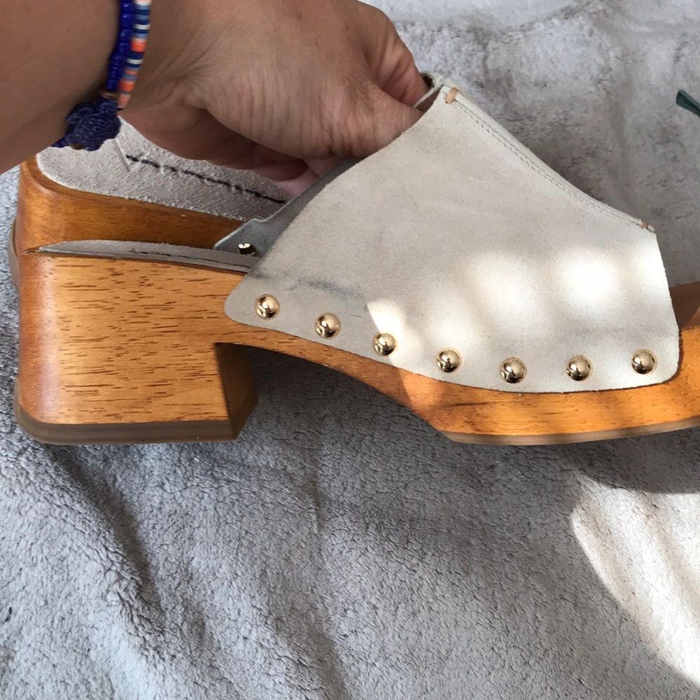 Vicenza by at Free People  Zola Studded Clog size 8 - Picture 14 of 16